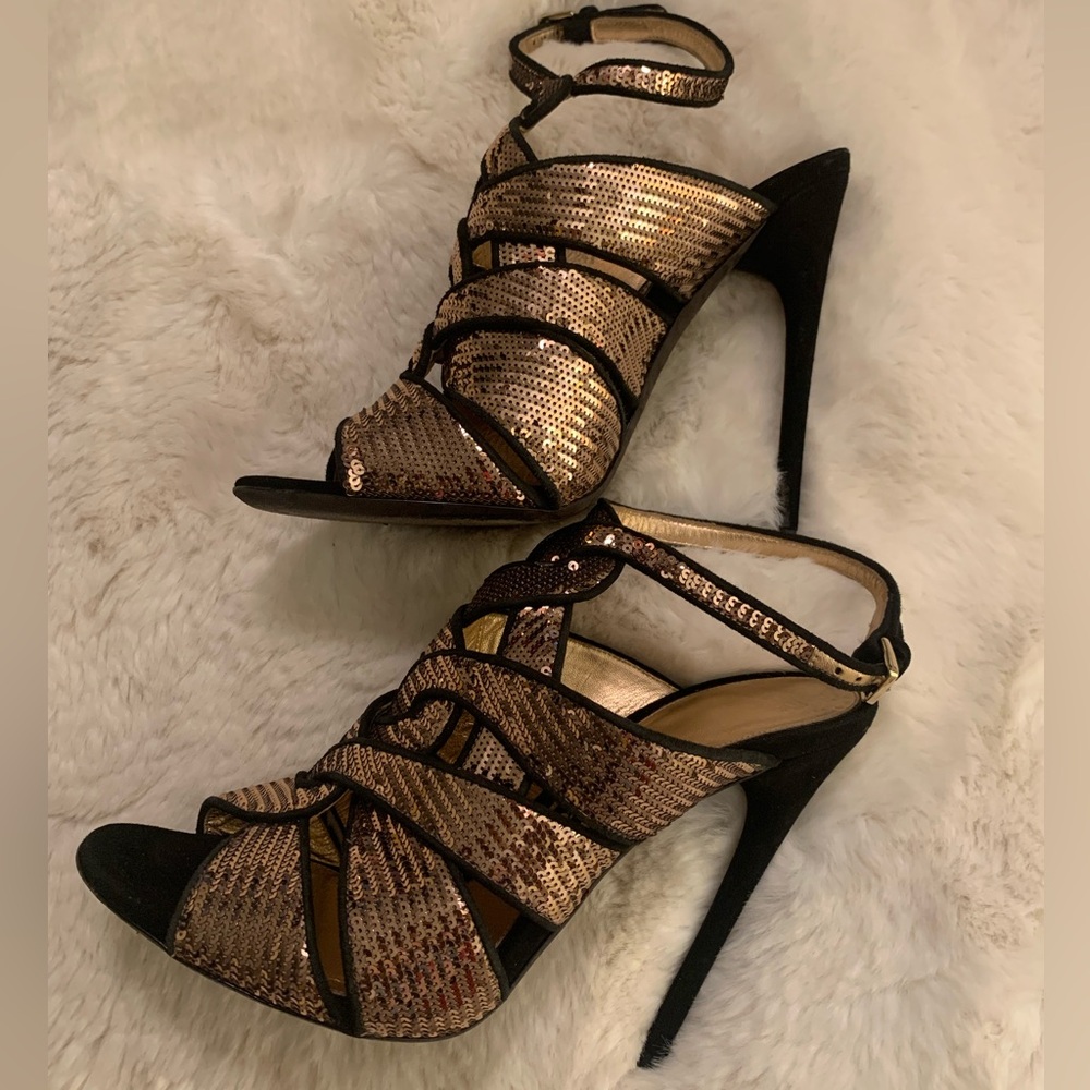 🔥🔥🔥TOM FORD Sandals Size 9  or 40 Europe runs really small like size 8